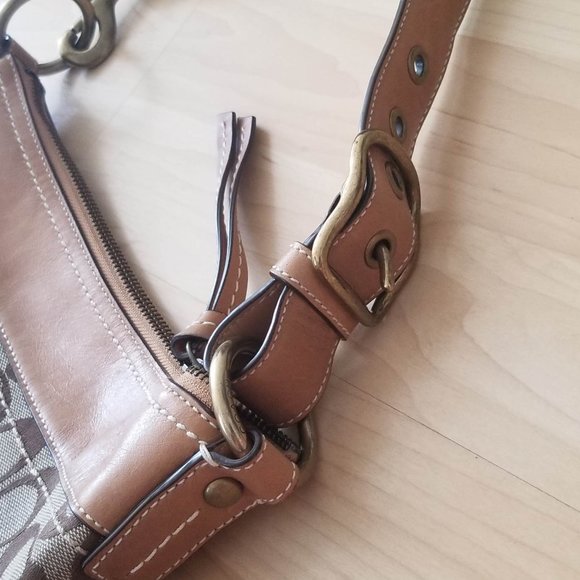 Coach signature purse / crossbody bag - Picture 6 of 13